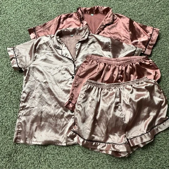 2 pairs silk pjs - Picture 1 of 5